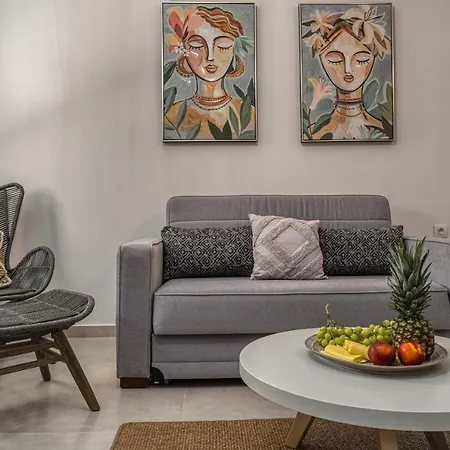 Andy's & Hari's Elegant Town Apartment Zakynthos Town